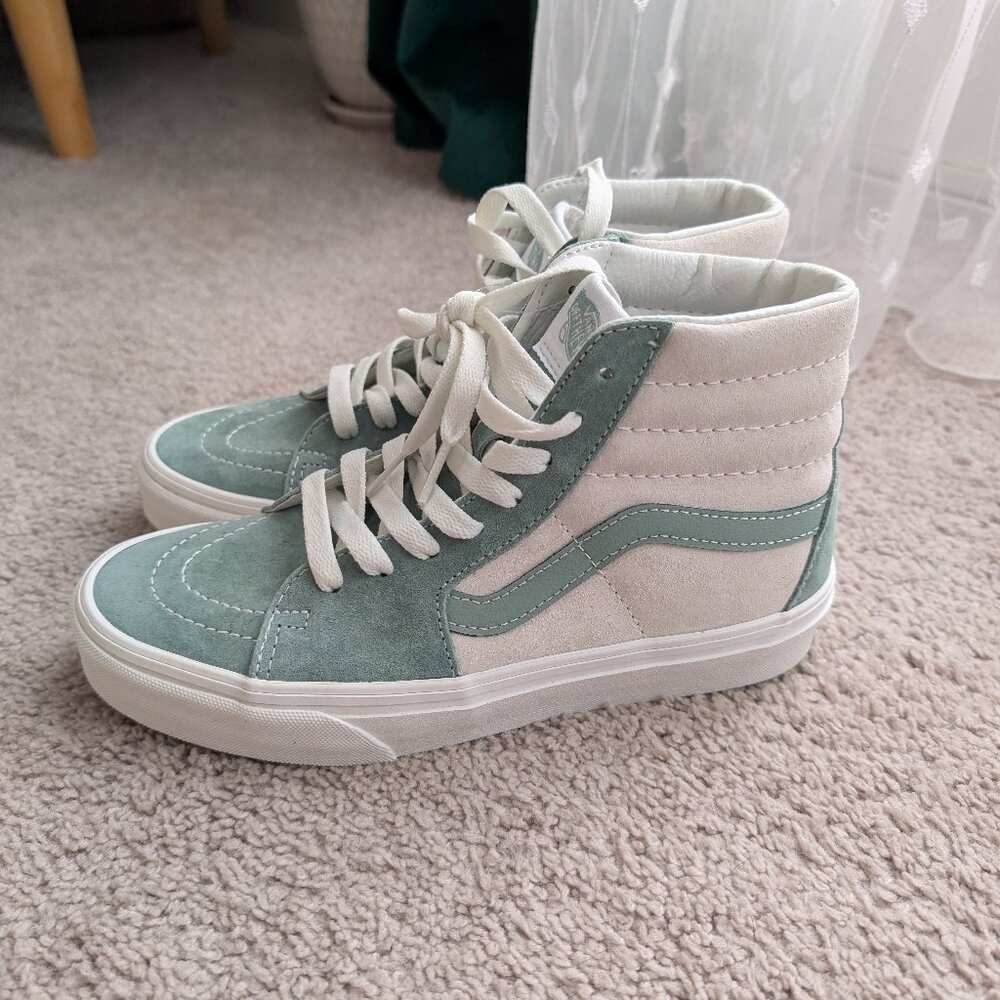 NEW Vans SK8-HI Slim Mint Green/ tan High-Top Sneakers Size 7 Women size 5.5 Men